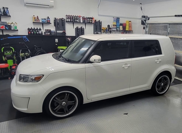 Scion XB 2008